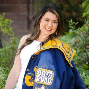 Meet your Posher, Kenzie